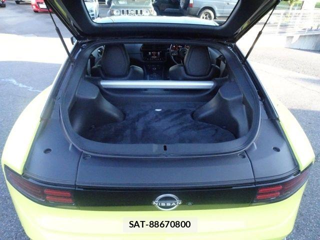 Nissan FAIRLADY Z 2023-06 8626717-13