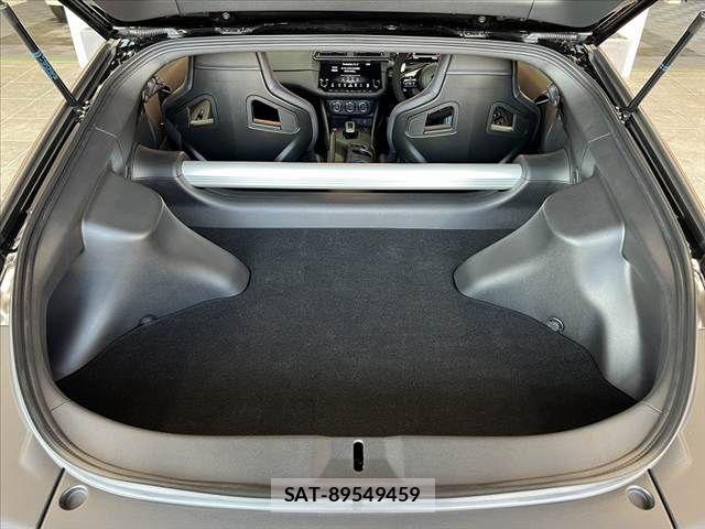 Nissan FAIRLADY Z 2025-07 8626714-17