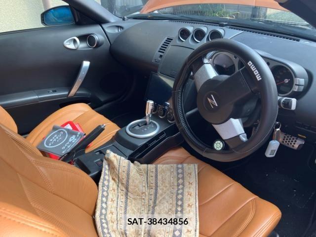Nissan FAIRLADY Z 2004-03 8685536-4