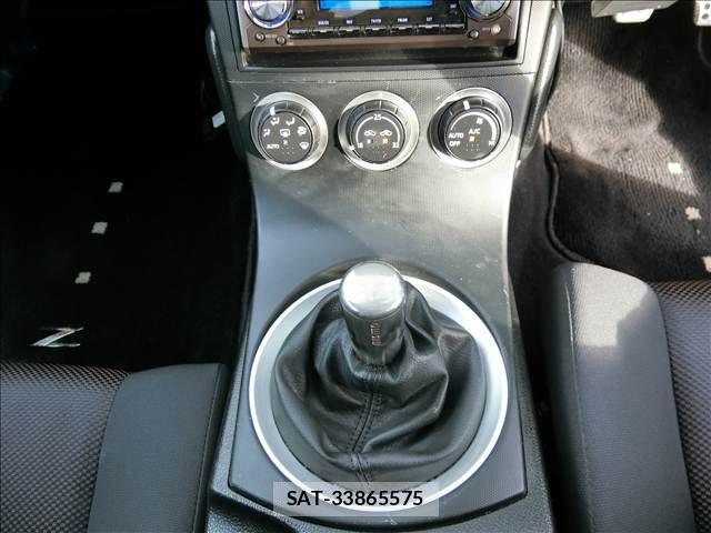 Nissan FAIRLADY Z 2005-06 8742045-13