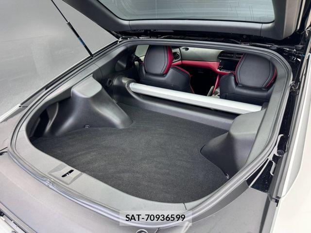Nissan FAIRLADY Z 2025-04 8742043-27
