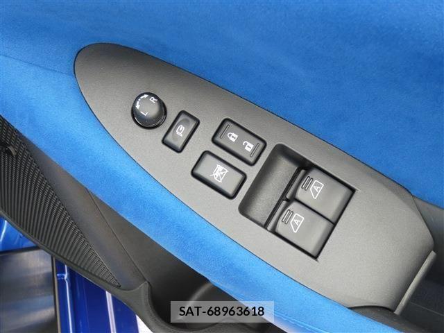 Nissan FAIRLADY Z 2025-03 8742042-23