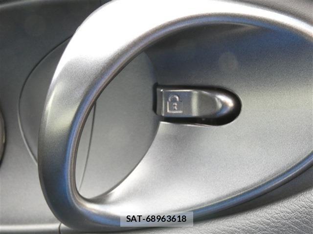 Nissan FAIRLADY Z 2025-03 8742042-25