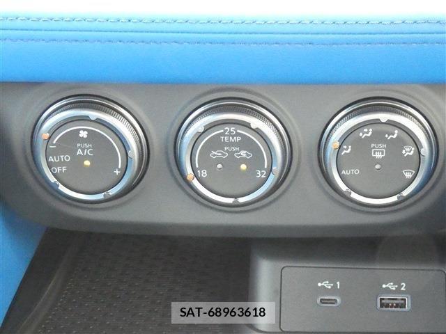 Nissan FAIRLADY Z 2025-03 8742042-4