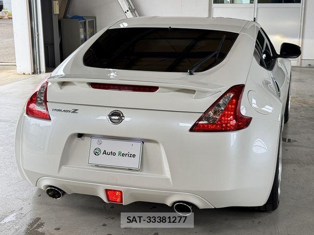 Nissan FAIRLADY Z 2009-02 8780221-22