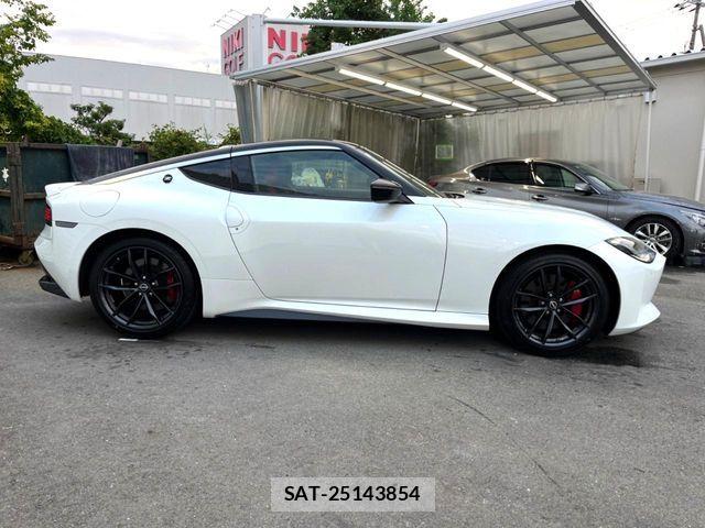 Nissan FAIRLADY Z 2023-08 8879689-15