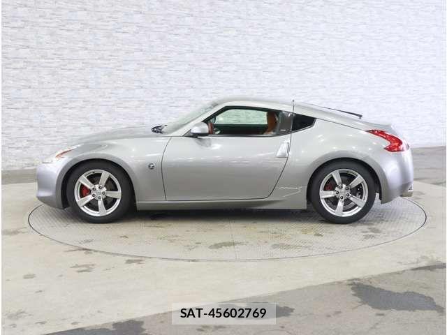 Nissan FAIRLADY Z 2009-01 8879700-12