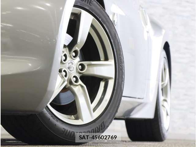 Nissan FAIRLADY Z 2009-01 8879700-18