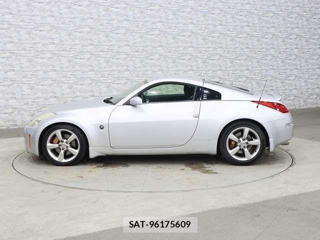 Nissan FAIRLADY Z 2008-02 8883607-11