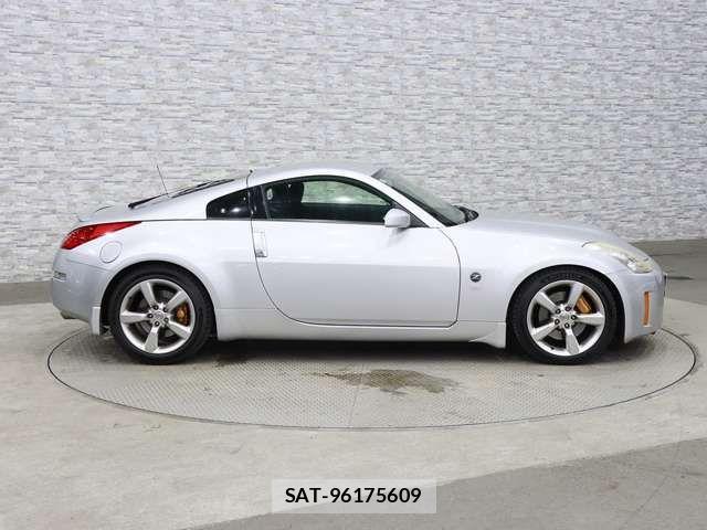Nissan FAIRLADY Z 2008-02 8883607-13