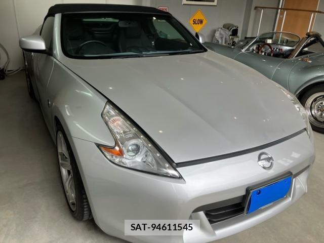 Nissan FAIRLADY Z 2010-01 5867519-2