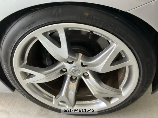 Nissan FAIRLADY Z 2010-01 5867519-6