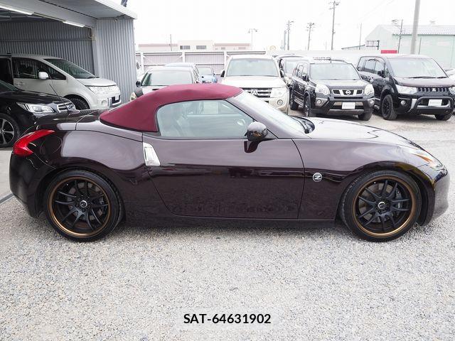 Nissan FAIRLADY Z 2009-12 7058495-22
