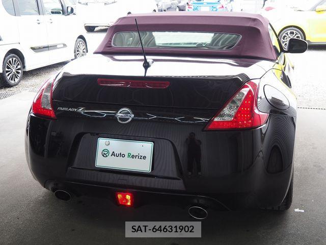 Nissan FAIRLADY Z 2009-12 7058495-23