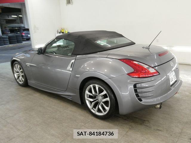 Nissan FAIRLADY Z 2011-11 7392132-1