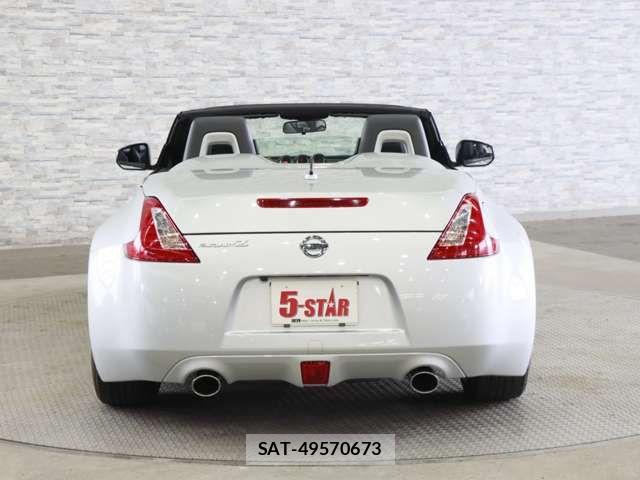 Nissan FAIRLADY Z 2010-01 7723262-15