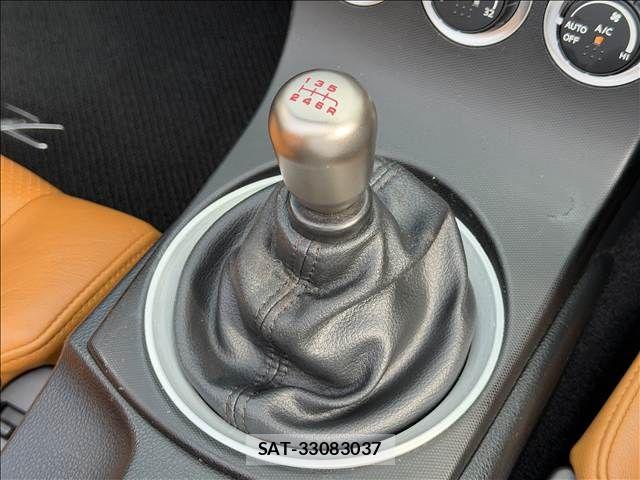 Nissan FAIRLADY Z 2004-12 8561869-3