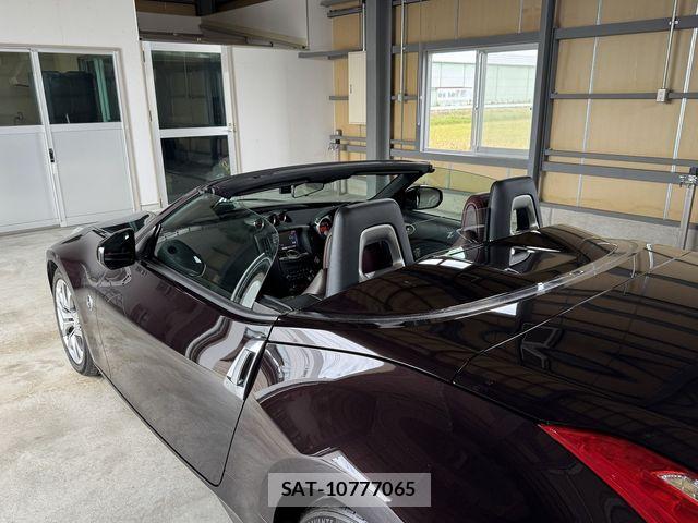 Nissan FAIRLADY Z 2013-09 8879704-23