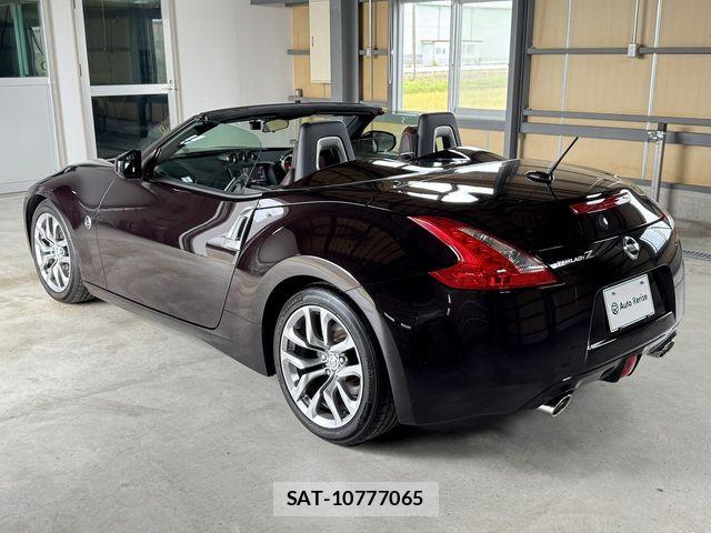 Nissan FAIRLADY Z 2013-09 8879704-4
