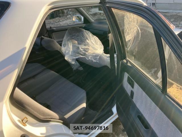 Mazda FAMILIA 1990-08 7058497-13