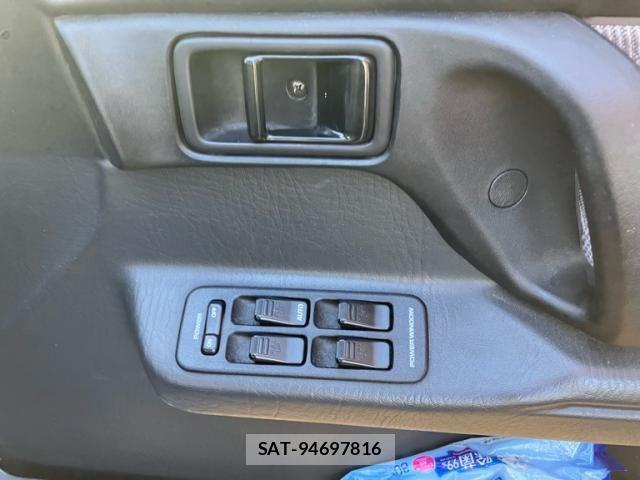 Mazda FAMILIA 1990-08 7058497-15