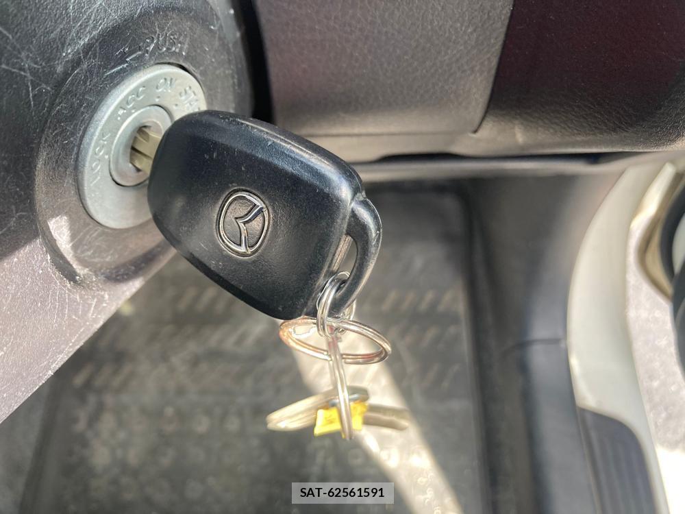 Mazda FAMILIA VAN 2018-09 1316252-16