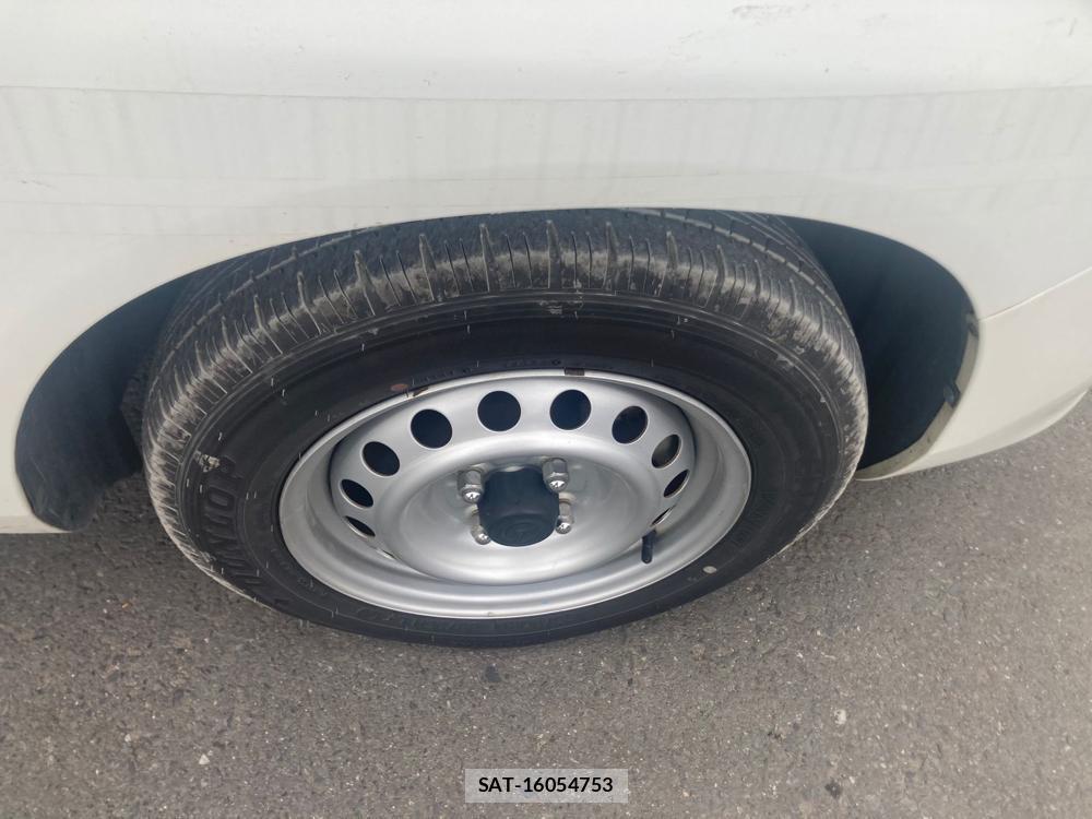 Mazda FAMILIA VAN 2019 1311422-28