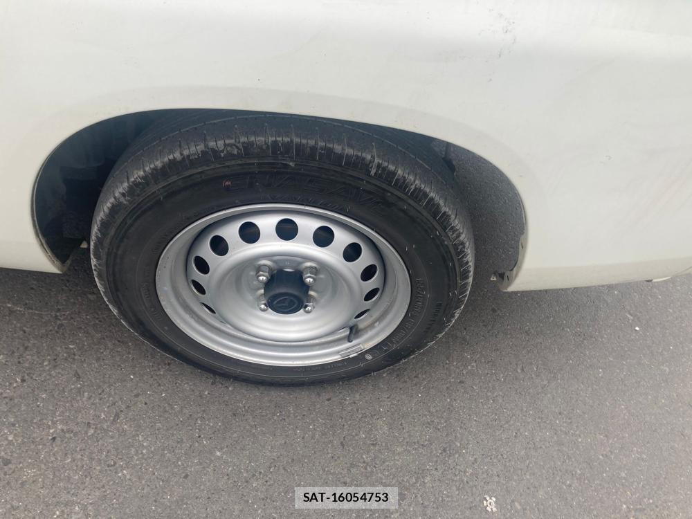 Mazda FAMILIA VAN 2019 1311422-29