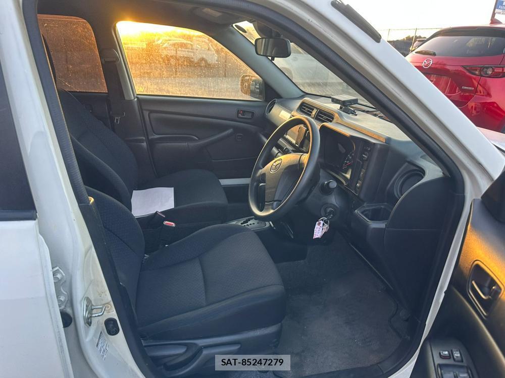 Mazda FAMILIA VAN 2019 2282562-11