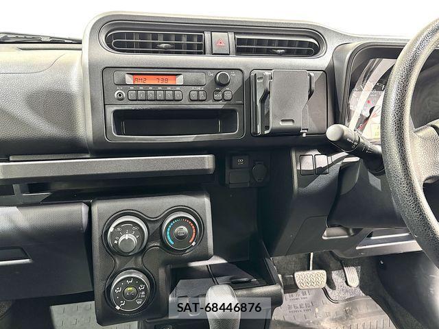 Mazda FAMILIA VAN 2019-12 807329-20