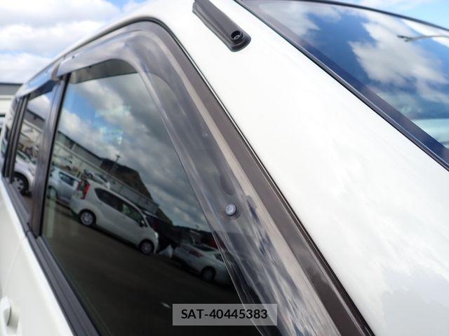 Mazda FAMILIA VAN 2019-10 2318115-26
