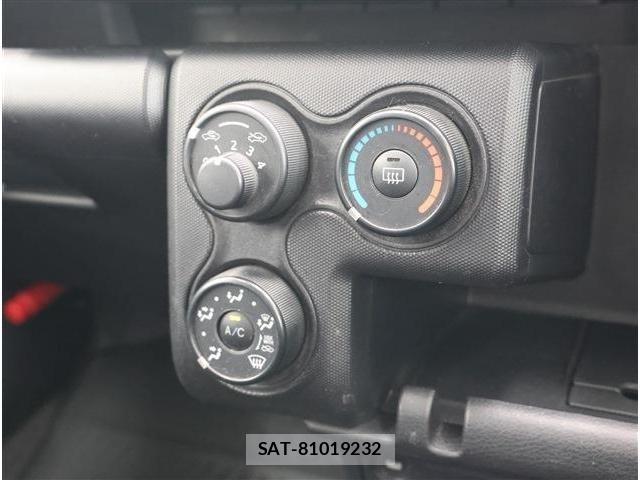 Mazda FAMILIA VAN 2019-07 6611811-9