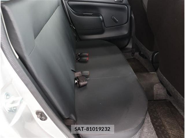 Mazda FAMILIA VAN 2019-07 6611811-13