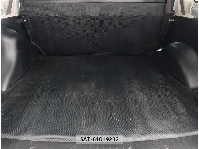 Mazda FAMILIA VAN 2019-07 6611811-17
