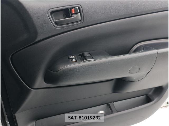 Mazda FAMILIA VAN 2019-07 6611811-4