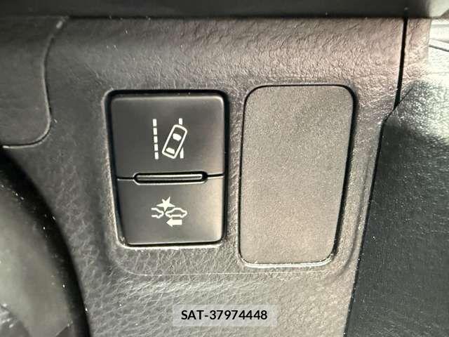 Mazda FAMILIA VAN 2019-04 7327018-12