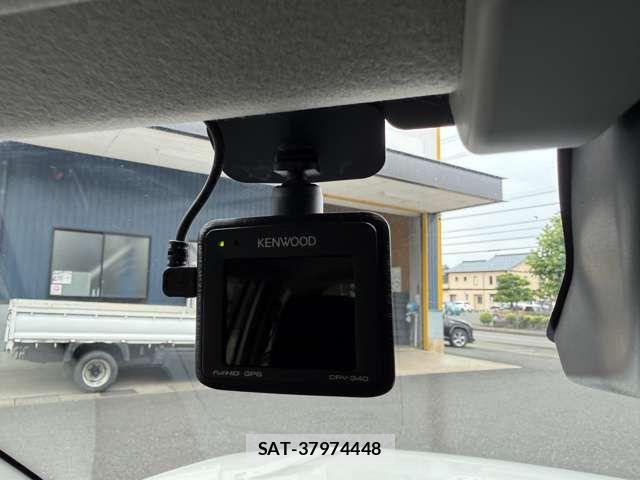 Mazda FAMILIA VAN 2019-04 7327018-17