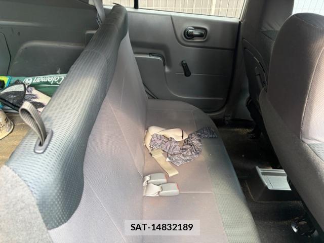 Mazda FAMILIA VAN 2010-05 7454259-7