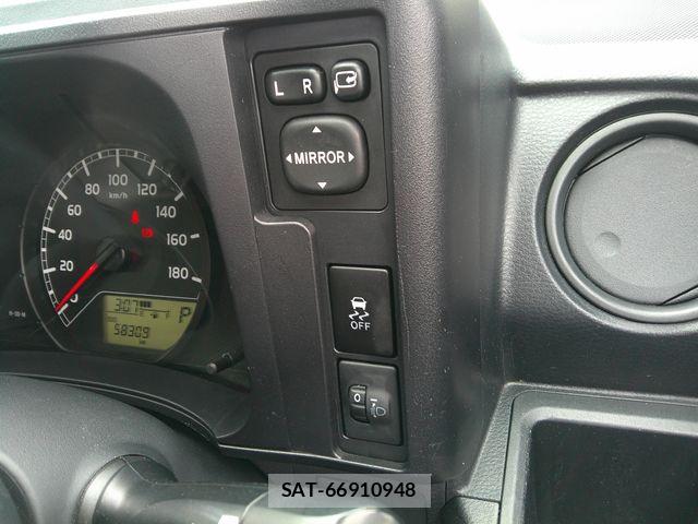 Mazda FAMILIA VAN 2020-06 7876426-7