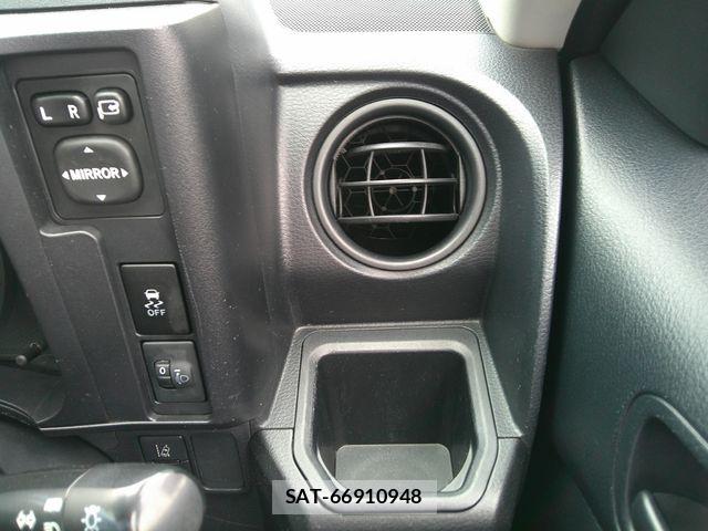 Mazda FAMILIA VAN 2020-06 7876426-8
