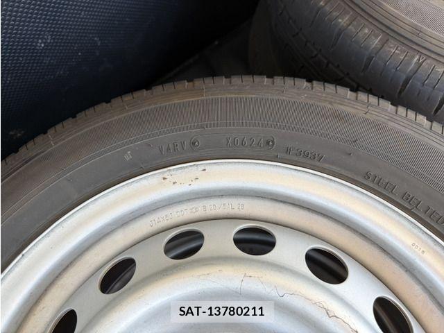 Mazda FAMILIA VAN 2021-06 8207491-14