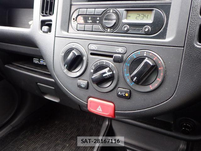 Mazda FAMILIA VAN 2017-05 8666127-14