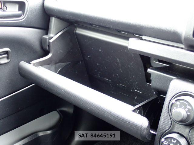 Mazda FAMILIA VAN 2019-05 8829003-16