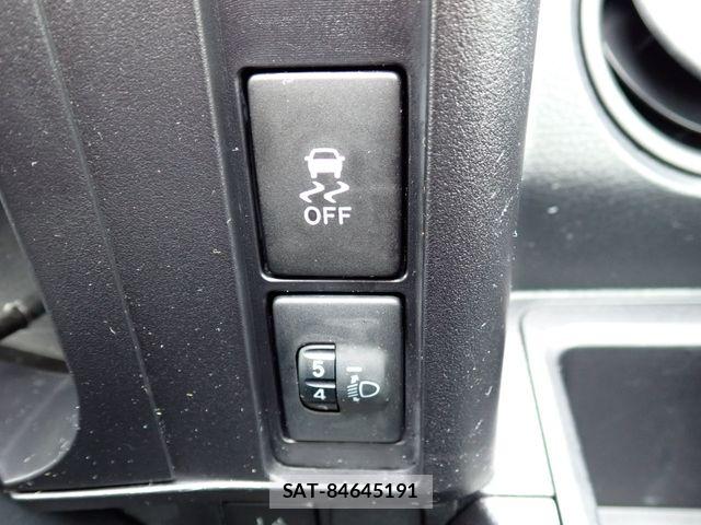 Mazda FAMILIA VAN 2019-05 8829003-7