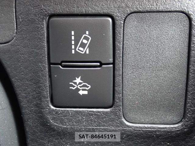 Mazda FAMILIA VAN 2019-05 8829003-8