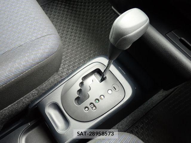 Mazda FAMILIA VAN 2021-09 8829002-11