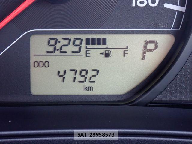 Mazda FAMILIA VAN 2021-09 8829002-15