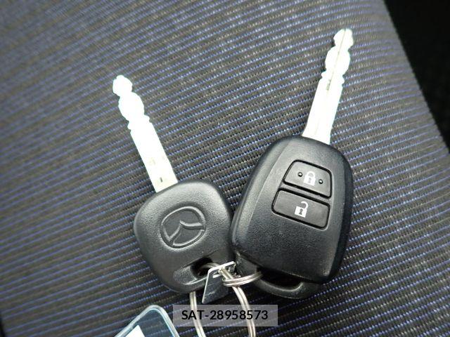 Mazda FAMILIA VAN 2021-09 8829002-22