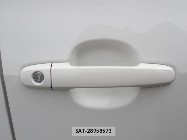 Mazda FAMILIA VAN 2021-09 8829002-23