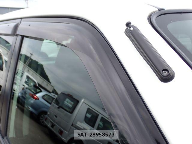 Mazda FAMILIA VAN 2021-09 8829002-26